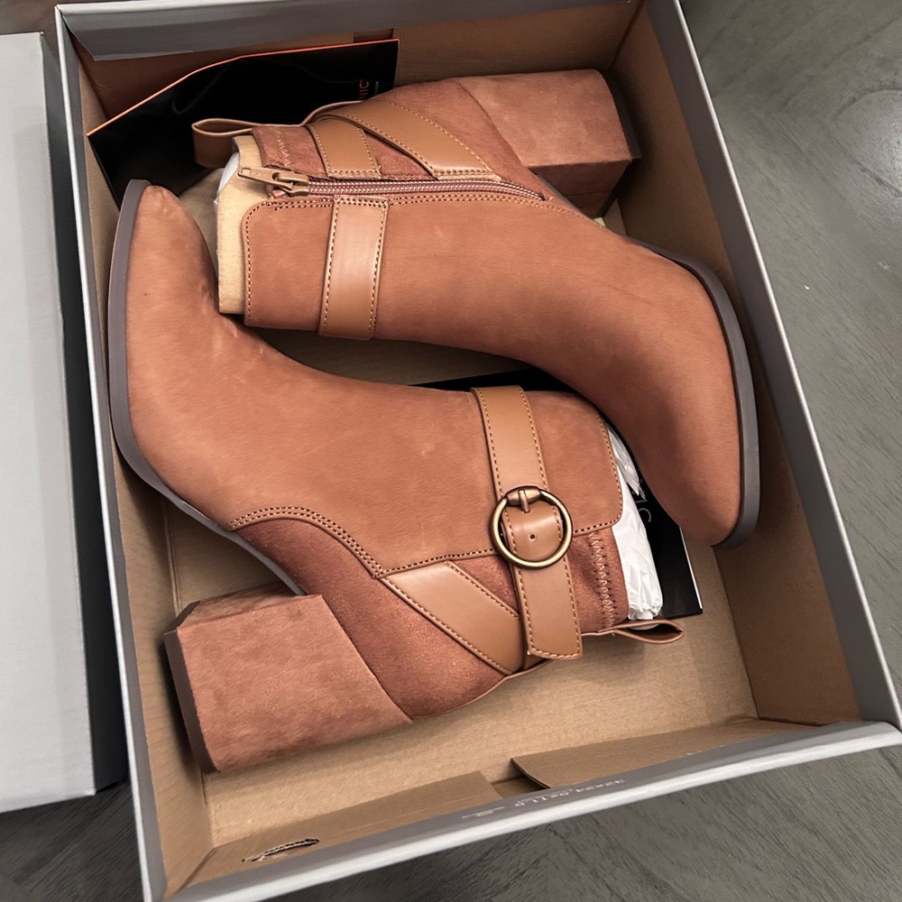 VIONIC Tenley Women's Mid Shaft Ankle Boot - Picture 2 of 14